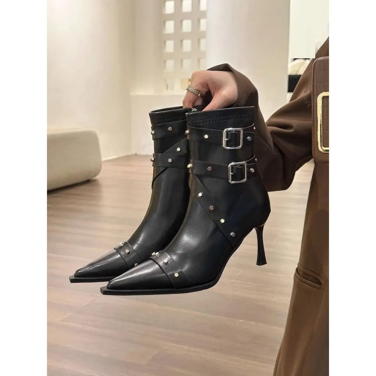 Xajzpa White Mid-Calf Boots Women's Rubber Shoes Rain Rivets Winter Footwear Zipper Boots-Women Crossdresser Low Rock Riding 2025 Mid C