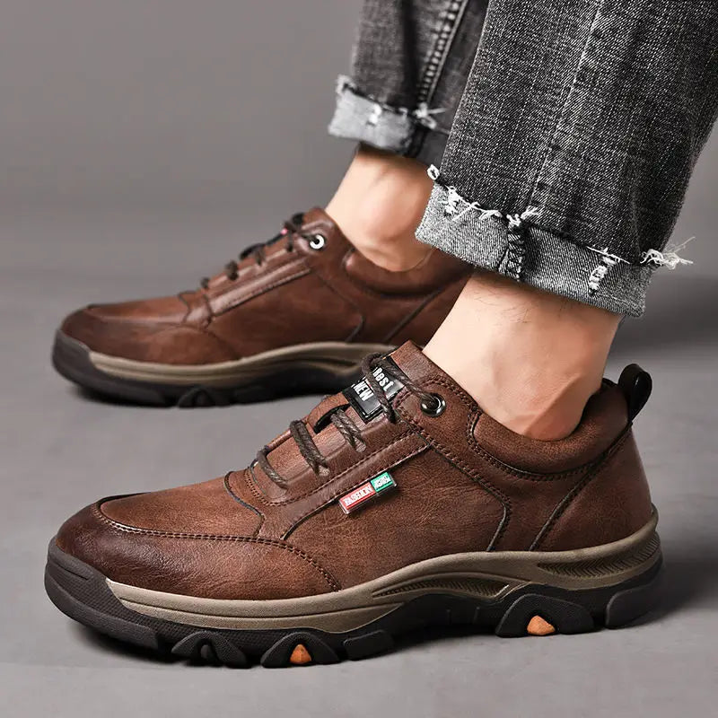 Xajzpa Novel Mountaineering Shoes Men's Casual Business Shoes Fashionable and Comfortable Outdoor Sports New Men's Shoes