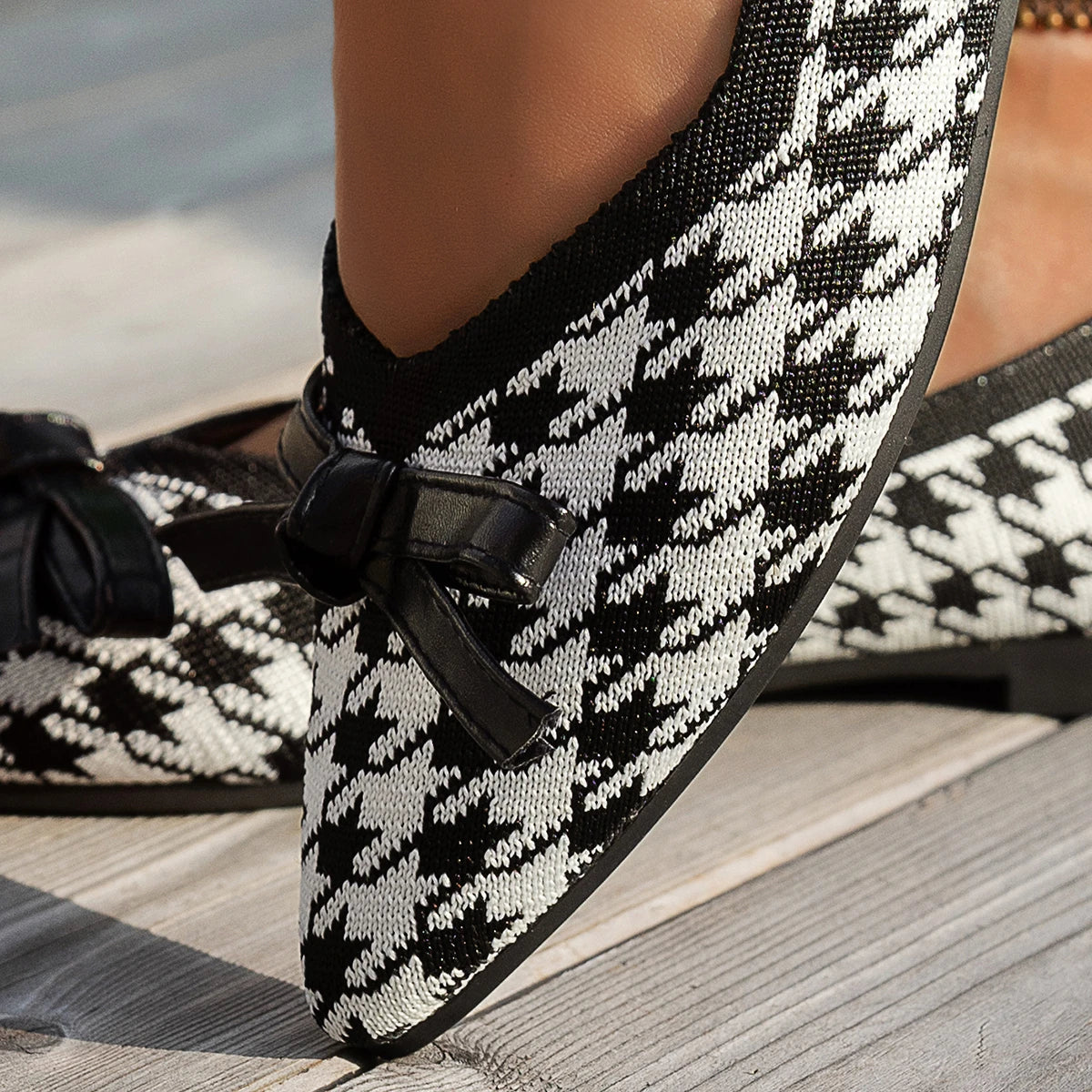 Xajzpa Fashion Rivet Pointed Toe Shallow Women Shoes Spring New PU Leather Slip on Basic Casual Flats Female Zapatos De Mujer