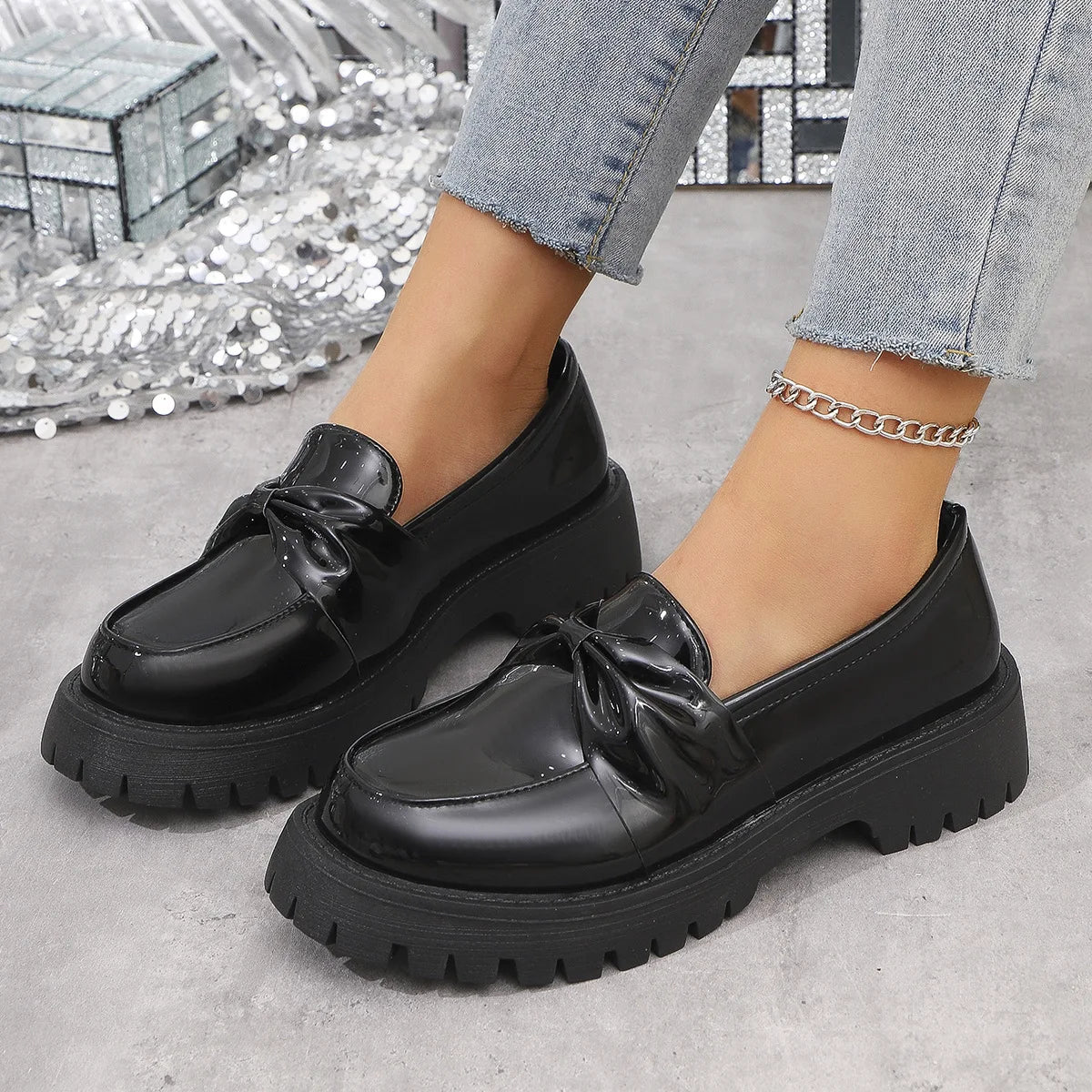 Xajzpa Cross Women's Shoes Round Toe Bow-Knot Patent Leather Ballet Flats Loafers With Fur Casual Female Sneakers Butterfly New Big Siz