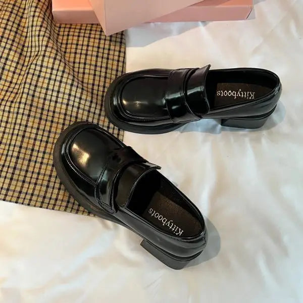 Xajzpa British Style Square Toe Shallow Mouth All-Match Winter Shoes Women Casual Female Sneakers Black Flats Ladies' Footwear Loafers