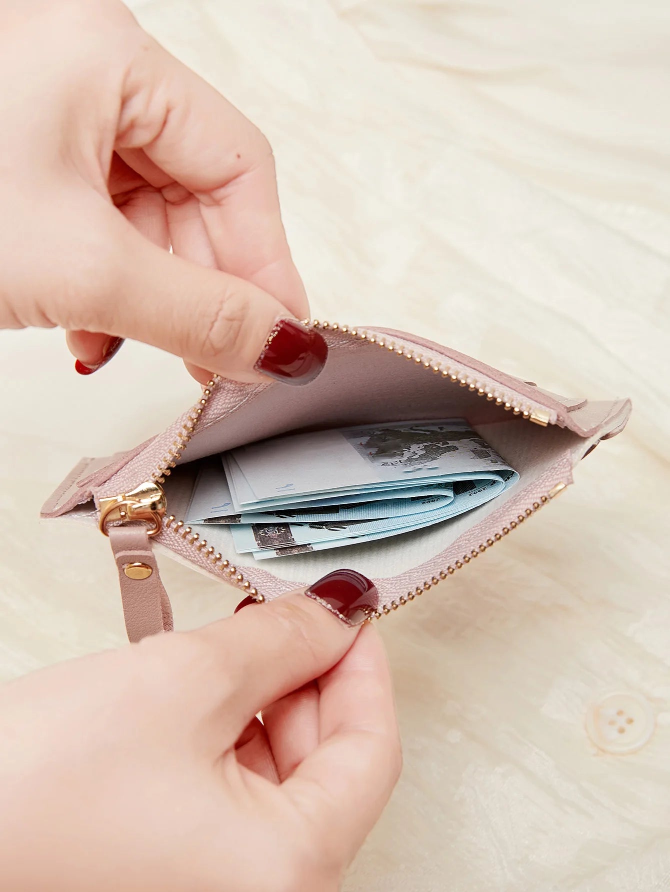 Xajzpa Minimalist Ultra-thin Coin Wallet Fashionable and Portable PU Leather Wallet Multifunctional Credit Card Clip Zipper Card Holder