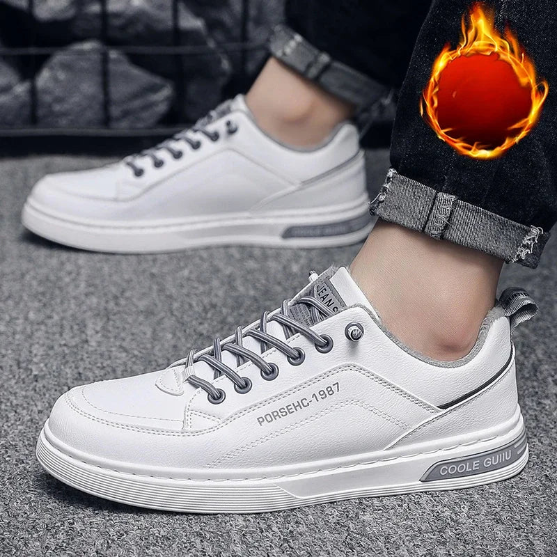 Xajzpa Little White Shoes for Men with Plush Warm Thick Soled Leather Shoes, Winter Casual Sports, Outdoor Walking, and Board Shoes
