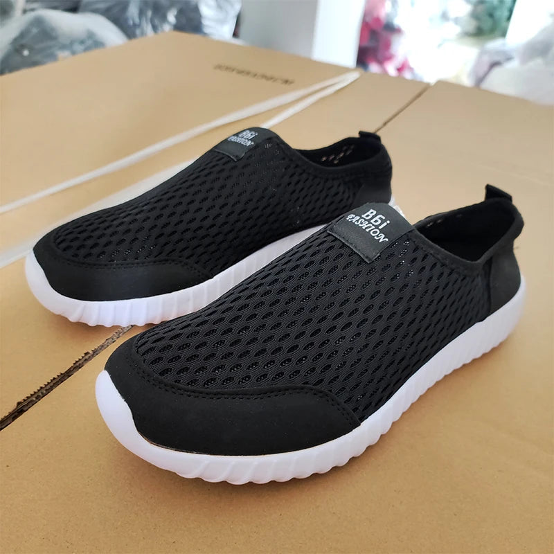 Xajzpa New Men's Mesh Running Shoes Summer Breathable Lightweight Flat Shoes Women's Soft Walking Sports Shoes Zapatillas