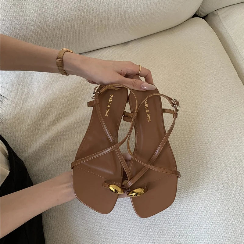 Xajzpa Brand Design Women Flat Sandals Clip Toe Leisure Outside Beach Shoes for Lady Fashion Metal Decoration Summer Slides Mu