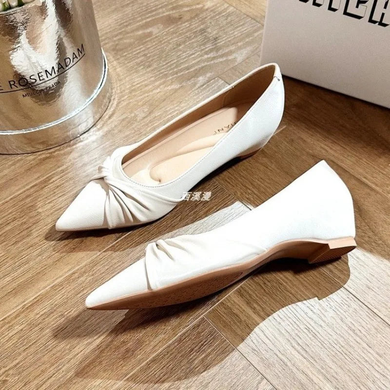 Xajzpa New Fashion Women Flats Pointed Shoes for Women Apricot Leather Casual Loafers Slip on Moccasins Large Size Flat Shoes for Women