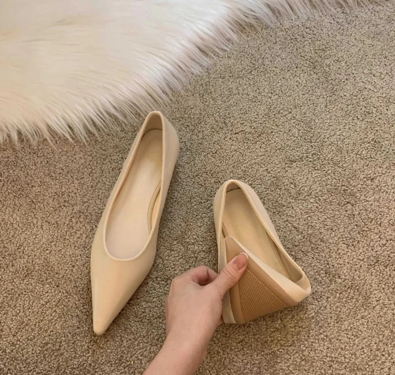 Xajzpa Sharp pointed flat shoes for women shallow mouth style elegant  fashionable soft sole casual versatile comfortable single shoe
