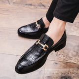 Xajzpa Pointed men's shoes wear high-end wedding shoes in the printed office, formal men's shoes for wedding banquets