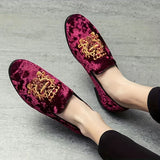 Luxurious Velvet Loafers for Men - Elegant Embroidered Design - Comfortable Non-Slip Sole - Perfect for Spring and Summer