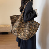 Chic Leopard Print High-Capacity Tote: Effortless Access, Perfect Daily & Commuter Shoulder Bag