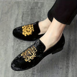 Luxurious Velvet Loafers for Men - Elegant Embroidered Design - Comfortable Non-Slip Sole - Perfect for Spring and Summer