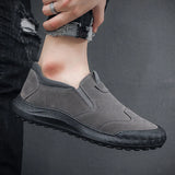 Men Casual Sneakers Leather Mens Loafers Comfortable Men's Driving Shoes Slip on Moccasins Handmade Breathable Walking Footwear