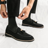 Xajzpa Fashion Brand Men's Tassel Suede Slip-on Leather Driving Shoes Designer Mens Moccasins Retro Pointed Banquet Social Shoes Male