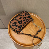 Xajzpa Leopard Print Messenger Bag - Stylish All-Match Chain Shoulder Bag, Fashionable and Versatile Handbag for Various Occasions, Spacious Coin Phone Purse, Designed for Women Who Value Style and Practicality