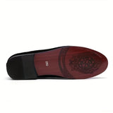 Luxurious Velvet Loafers for Men - Elegant Embroidered Design - Comfortable Non-Slip Sole - Perfect for Spring and Summer