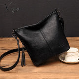 High Quality Soft Leather Purse Fashion Women Shoulder Messenger Bag Trend Designer Tassel Luxury