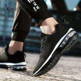 Spring & Summer Ready: Men’s Solid Color Knitted Sneakers - Air-Cushioned Lace-Up For Ultimate