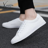 Ultra-Comfortable Classic Mens Sneakers - Secure Lace-Up Sporty Yet Refined Style Fashion-Forward