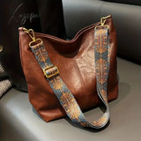 Wide Geometric Strap Bag Large Capacity Crossbody For Girls Retro Fashion Shoulder