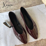 Withered French Fashion Elegant Texture Leather Flat Shoes Vintage Pointy Ballet Women’s Slip-On