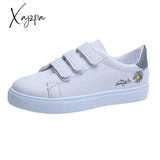 Xajzpa - Fashion Flower Decoration Women Casual Shoes Convenient Breathable White All-Match Round